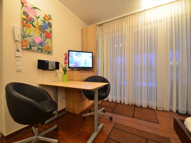 Ajo - Alte Donau Garden Flat - Self-check-in Apartament