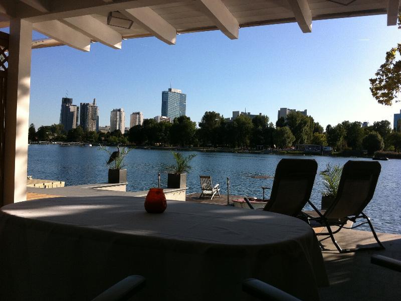 Ajo - Alte Donau Garden Flat - Self-check-in Apartament *